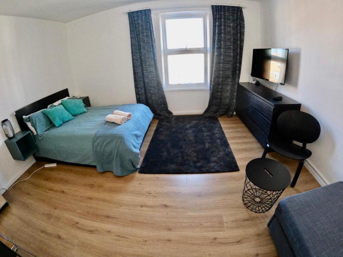 Lovely One Bedroom Flat London Kültér fotó