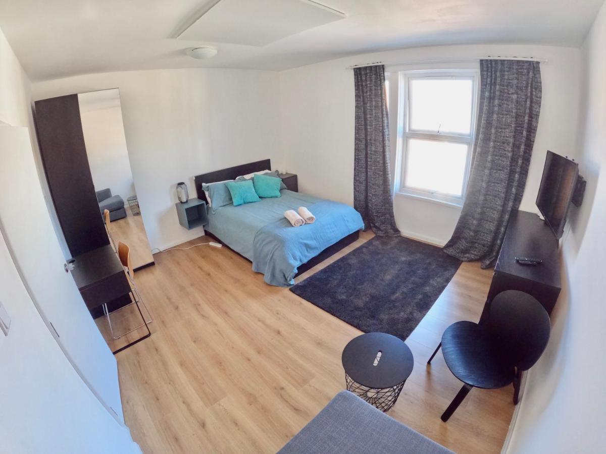 Lovely One Bedroom Flat London Kültér fotó