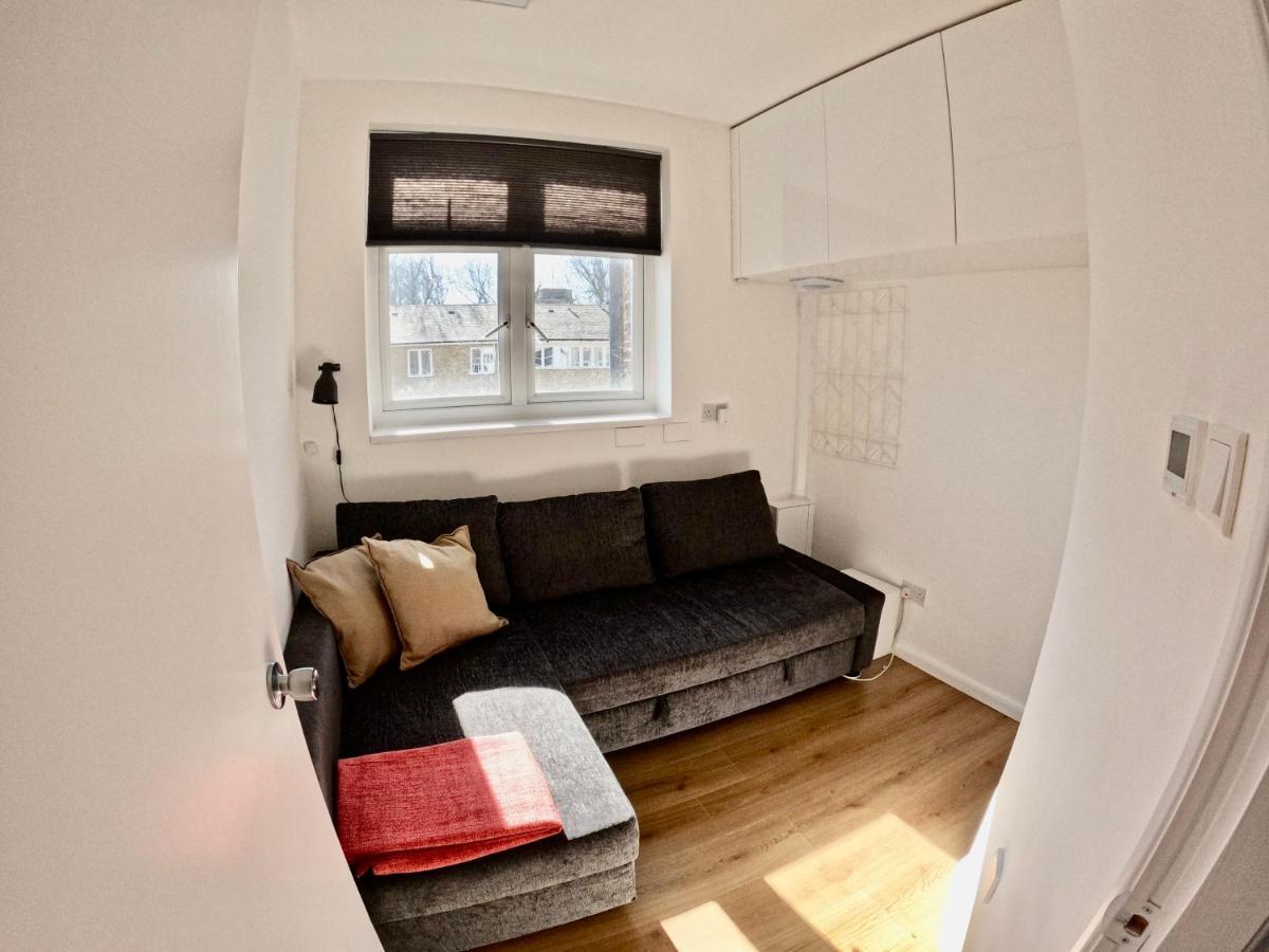 Lovely One Bedroom Flat London Kültér fotó
