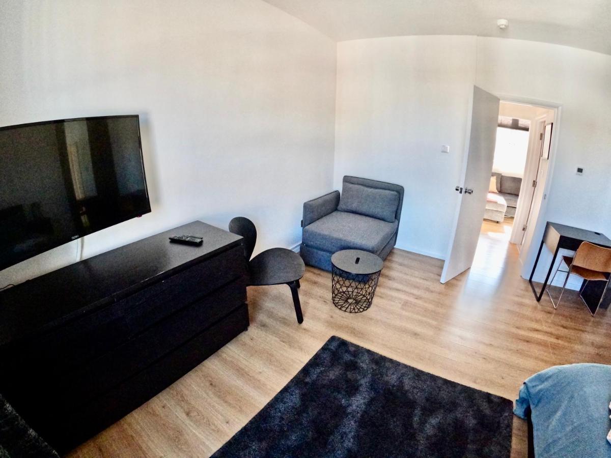 Lovely One Bedroom Flat London Kültér fotó